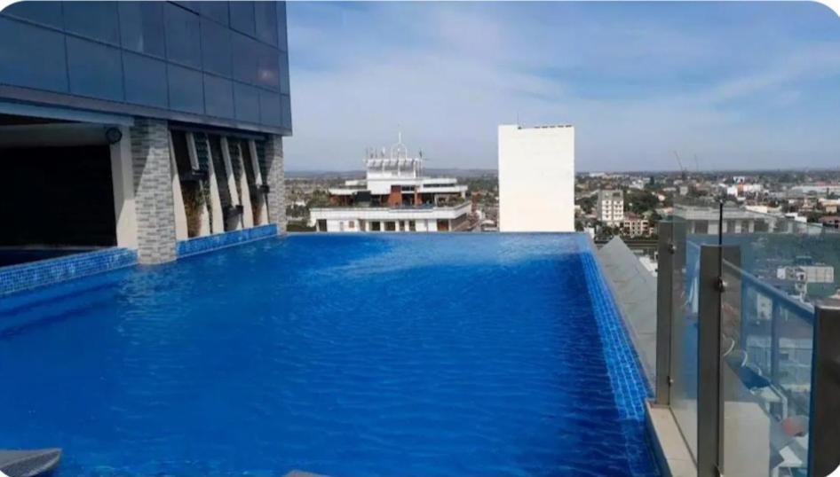 One Euphoria Prime Suite Hotel อังเฮเลส ภายนอก รูปภาพ