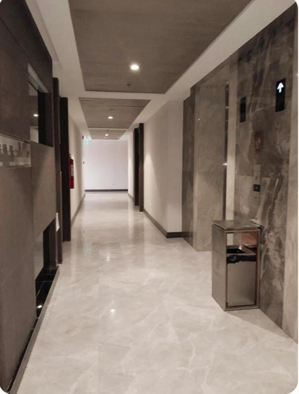 One Euphoria Prime Suite Hotel อังเฮเลส ภายนอก รูปภาพ