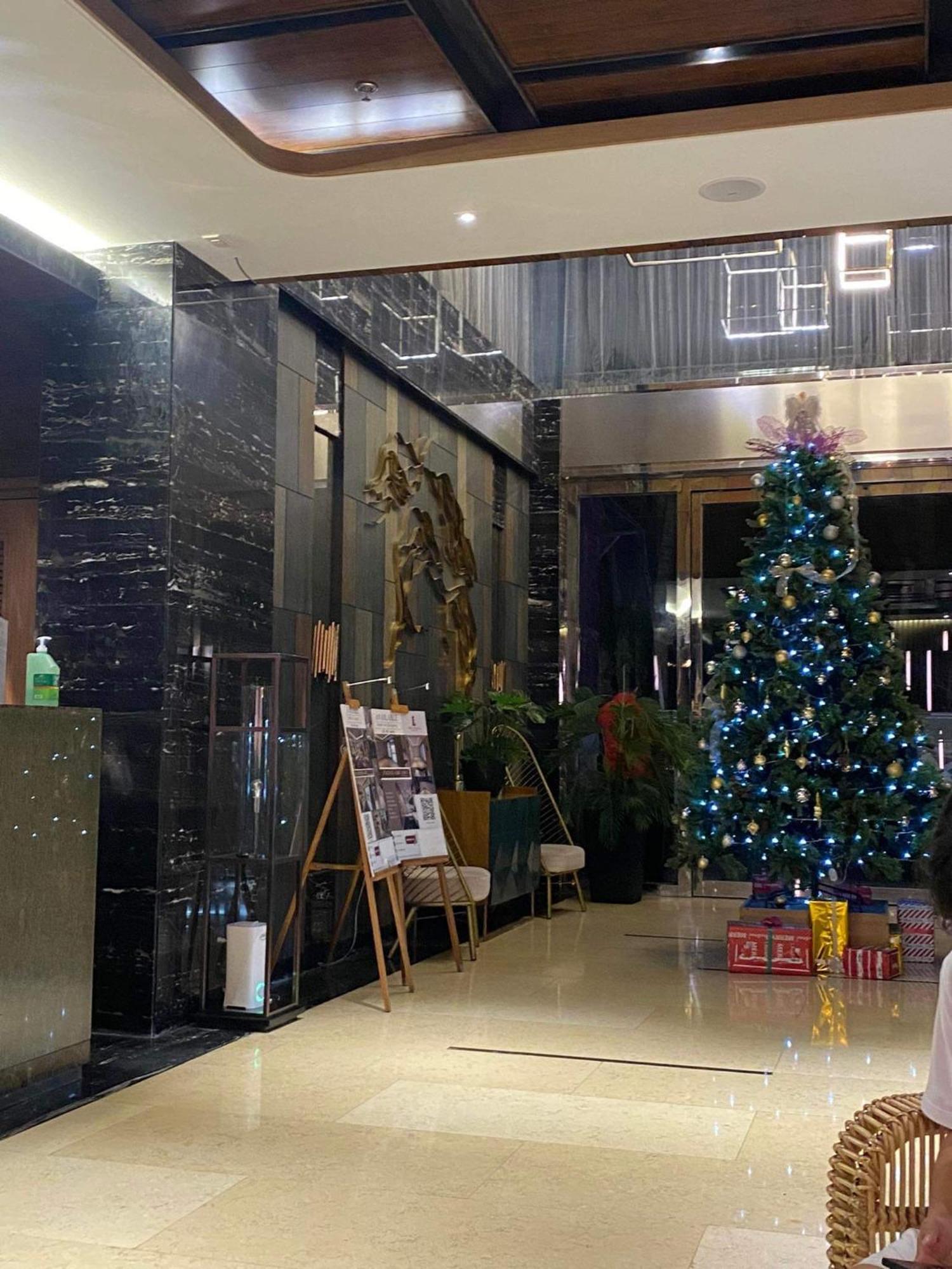 One Euphoria Prime Suite Hotel อังเฮเลส ภายนอก รูปภาพ